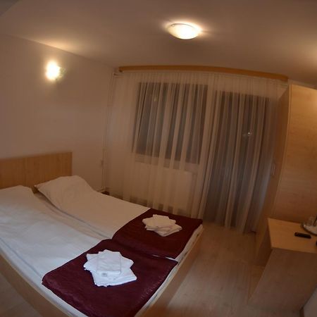 Popas Azuga Motel Екстериор снимка